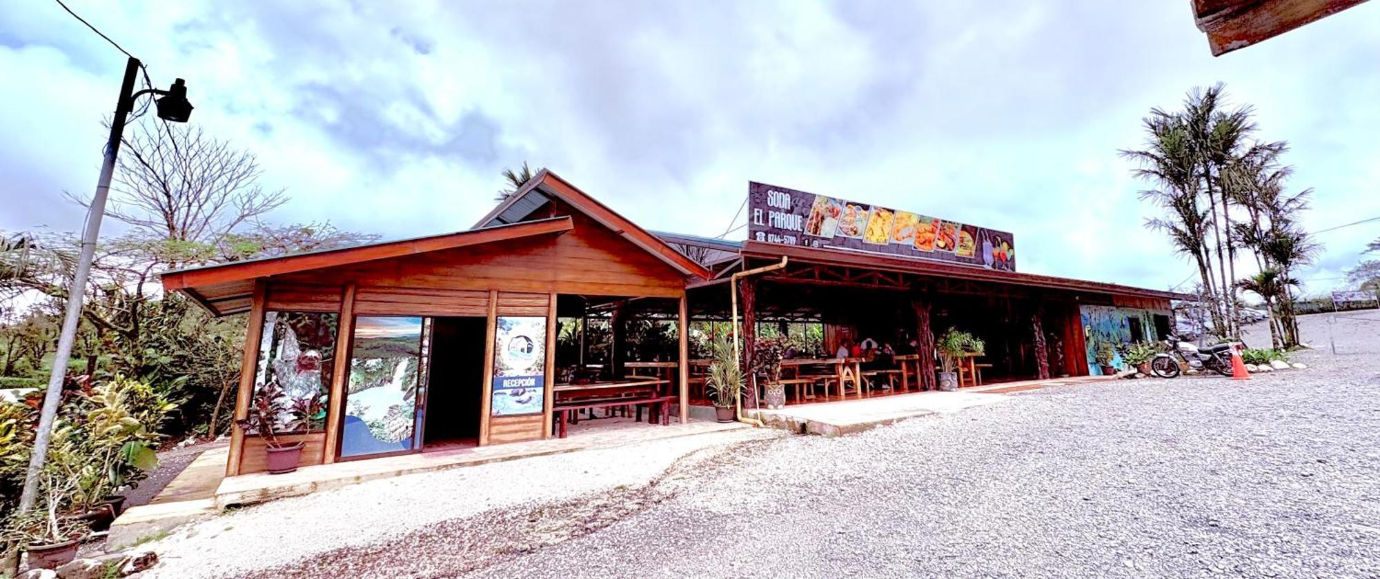 Rio Celeste Springs Blue Lodge Bujagua Buitenkant foto